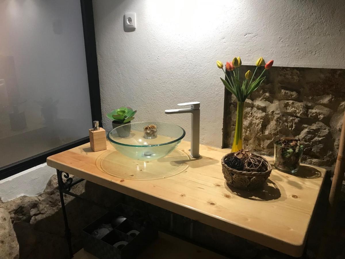 Tufa Guest House, Wellness & - Campus Holiday home *