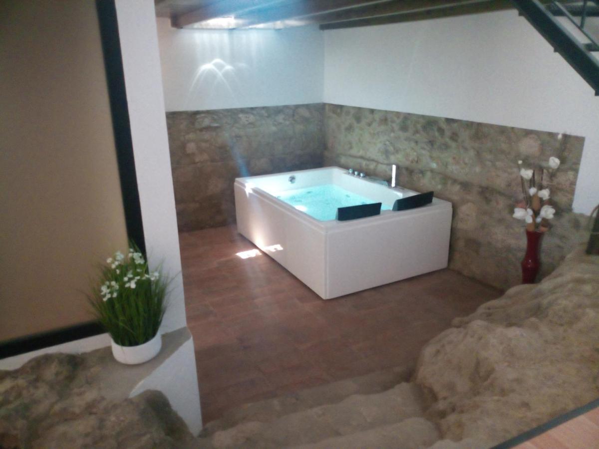 Tufa Guest House, Wellness & - Campus Holiday home Corredoura