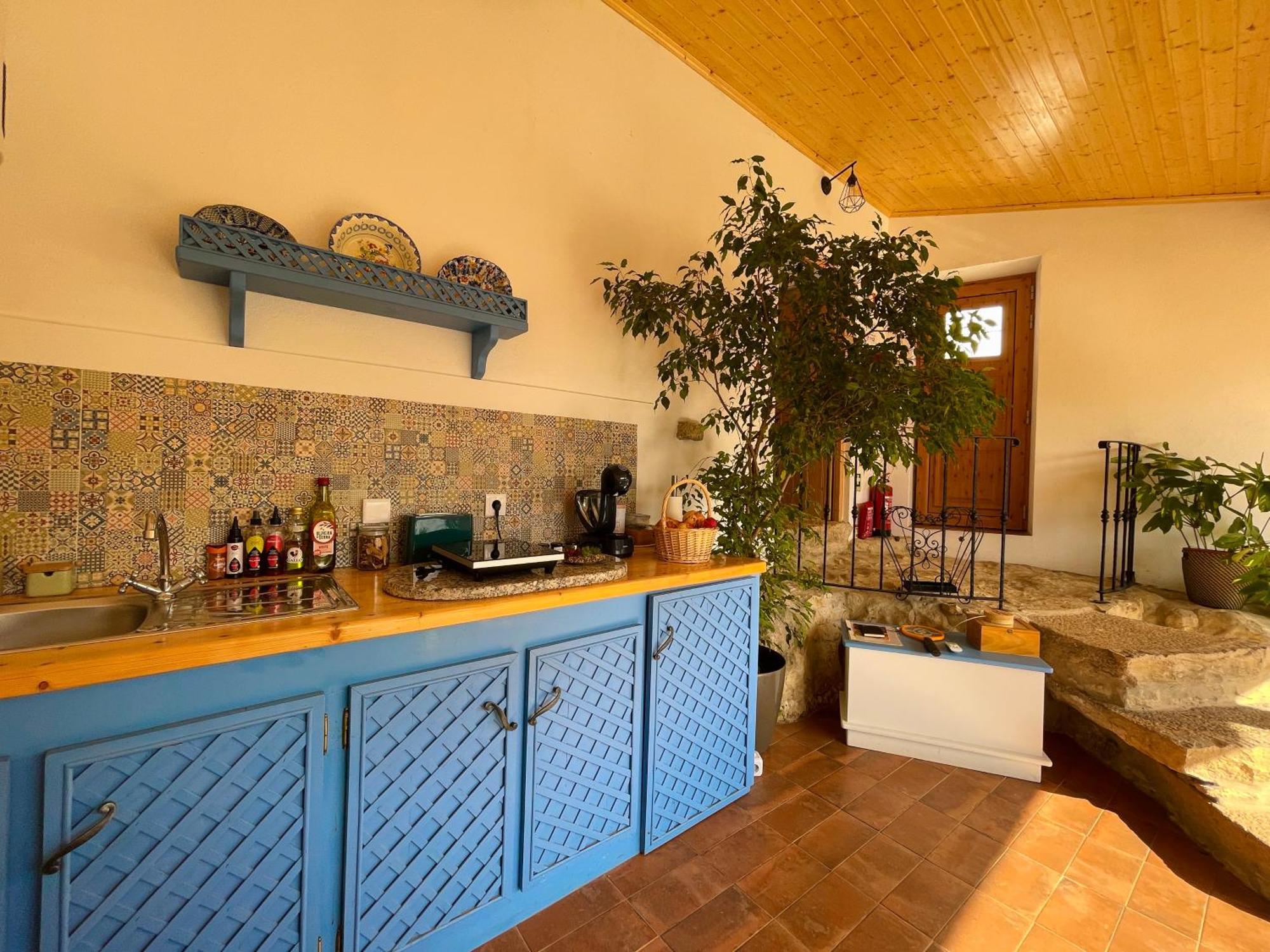 Tufa Guest House, Wellness & - Campus Holiday home